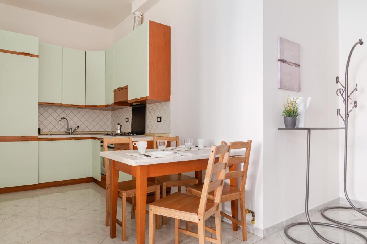 Stazione Centrale Cozy And Functional Flat Milan Exterior photo